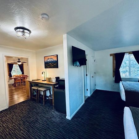Shasta Inn Mount Shasta Luaran gambar