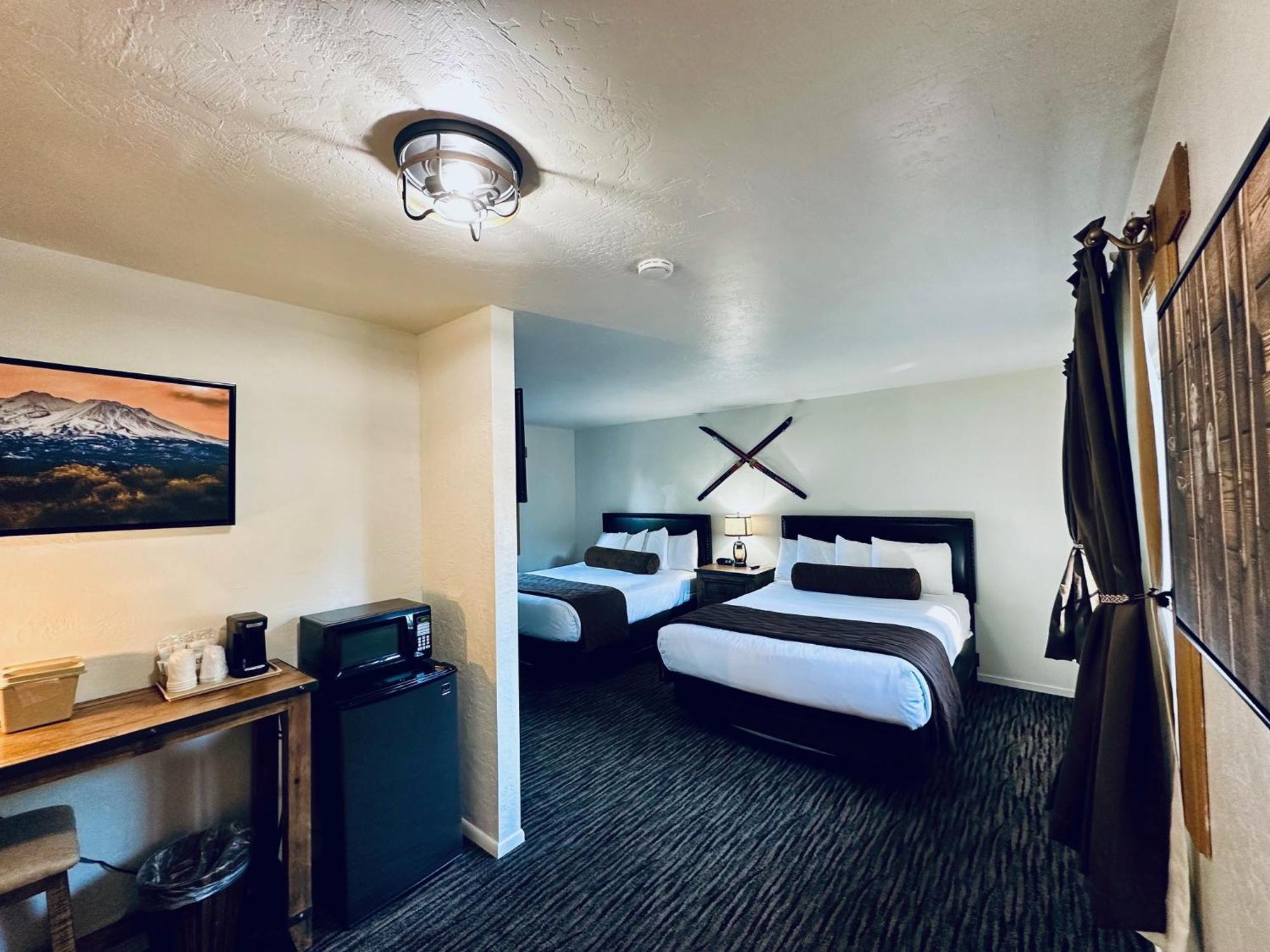 Shasta Inn Mount Shasta Luaran gambar